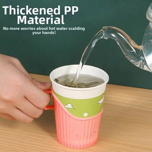 Porte-gobelet en plastique PP rose avec poignée pour protéger de l'eau chaude et du thé
