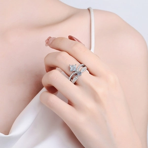 Elegant S925 sterling silver princess crown ring with square moissanite on model hand