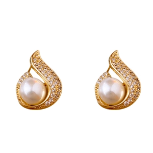 Elegant gold mermaid tail stud earrings featuring pearls and sparkling zircon stones