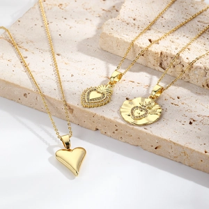 Sweet Copper Heart Pendant Necklace With Zirconia Gold Plated Love Heart Neck Jewelry For Women Dating Daily Wearing