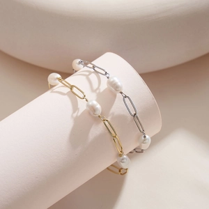 Elegant S925 silver and baroque pearl bracelets in gold and silver finish