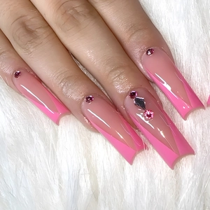 Pink French Press On Nails Long Coffin Glossy False Nails With Rhinestones Heart Decal Elegant Sweet Manicure For Women