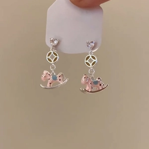 French style rocking horse earrings with pink oil drip and heart-shaped zircon