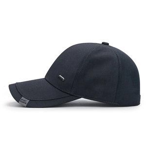 Classic navy blue cotton baseball cap for men with sport fashion side label and metal plaque