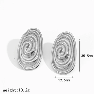 Boucles d'oreilles ovales argentées texture tourbillon dimensions 35,5mm par 19,5mm