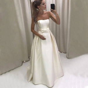 Robe De Mariée Élégante En Satin Sans Bretelles Avec Grand Nœud Ligne A Longueur Sol Blanc Ivoire Robe De Soirée