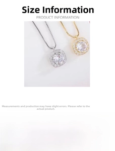 Macro detail of s925 silver square pendant necklace with dimensions 40+5cm and 2.4g weight