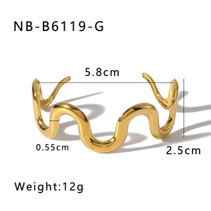 Detail view of 18k gold plated stainless steel wave bracelet with size and weight specs