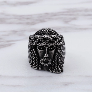 Vintage stainless steel ring for men featuring detailed Jesus portrait relief with thorns