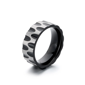 Men's titanium steel ring with silver water ripple texture and black inner band design