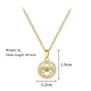 Detailed specs of clover necklace with weight 3g and pendant size 1.9cm x 1.2cm