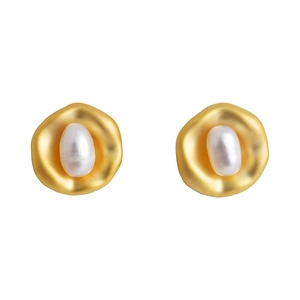 Baroque irregular gold earrings with freshwater pearls in minimalist style