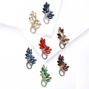 Elegant Alloy Leaf Brooch With Multicolor Rhinestones And Crystals Decorative Pin Accessories For Women Suit Coat Daily Jewelry