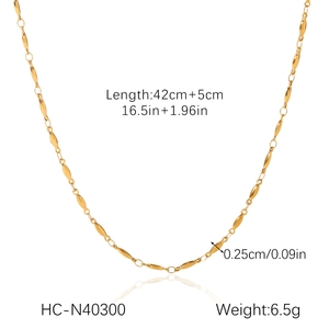 Detailed size and weight specs for gold pentagram stainless steel link necklace