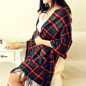 British plaid cashmere-feel scarf in dark green and red with tassel fringe for winter