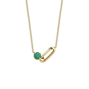 Detailed view of S925 silver gold chain with emerald green pendant and oval link clasp