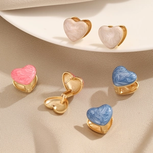 Elegant gold-plated heart earrings set with colorful marble texture resin inlays