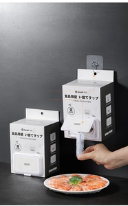 Hanging box with 100pcs disposable antibacterial food covers and macro pull-out detail
