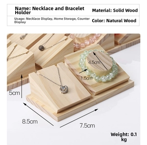 Solid wood jewelry display stand showing dimensions 8.5x7.5x5cm for necklaces and bracelets