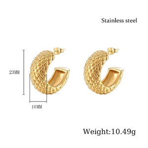 14K gold plated stainless steel C-shape earrings with quilted pattern and size specs
