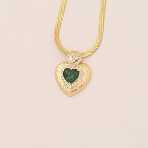 Retro gold heart necklace with green zircon pendant on snake chain for women