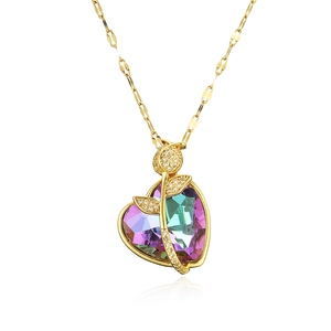 Collana placcata oro 18K con cuore in cristallo sfumato e rosa di zirconi