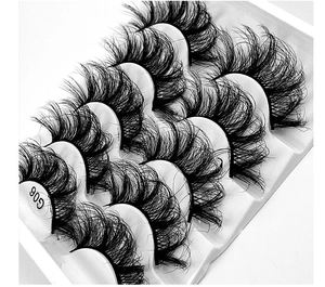 Macro detail of G06 thick voluminous false eyelashes with multi-layer curled fibers
