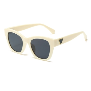 Fashionable square frame sunglasses for women in cream white with cute heart detail