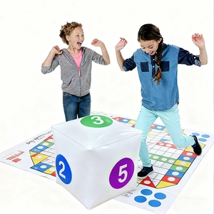 Dado gonfiabile gigante e tappetino da gioco colorato per attività all'aperto di bambini
