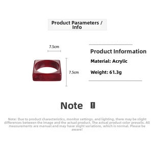 Detail view of red acrylic marble-effect square bracelet with 7.5cm dimensions and 61.3g weight