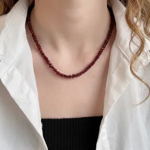 Minimalist deep red beaded necklace for women with retro glossy pebble-shaped beads