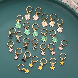 Enamel daisy and star pendants for DIY hair accessories in assorted vibrant colors