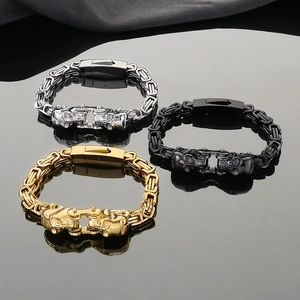 Trois bracelets Byzantins pour hommes en acier argent, or et noir avec crâne décoré