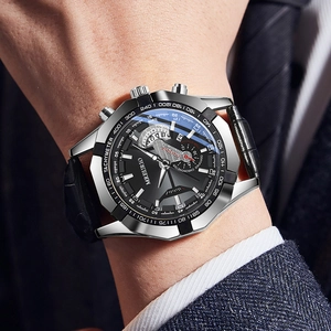 Fashionable men's large dial watch with black leather strap and calendar display