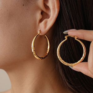 Rhombus Textured Geometric Alloy Hoop Earrings For Women Fashion Jewelry