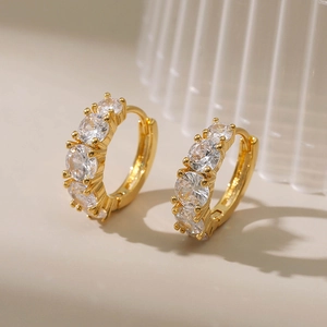 Creolen 18K Vergoldete Legierung Mit Klaren Zirkonia Reihe Retro Minimalistische Huggie Für Damen Mode Schmuck