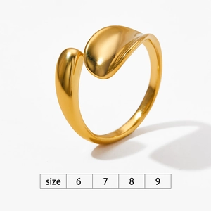 Polished gold irregular open ring with size chart 6 to 9 on a white background