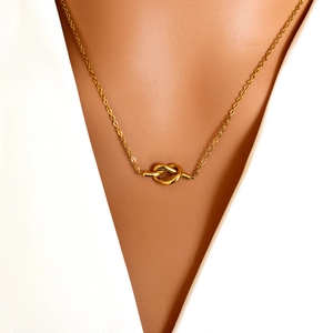 Knot Pendant Necklace Stainless Steel Heart Design Polished Dainty Minimalist Chic Versatile Jewelry For Women
