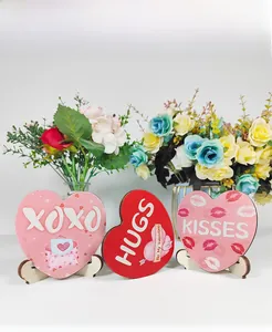 Three-piece Valentine's Day heart wooden signs with XOXO print and pink rose decor