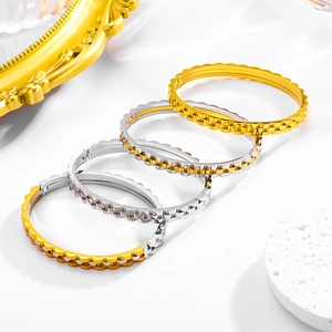 Industrial Stainless Steel Gear Watchband Bangle Bracelet Layered 18K Gold Plated Personalized Niche Fashion Jewelry For Women