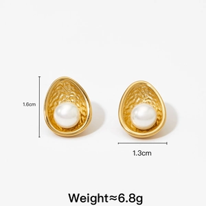 Detail showing gold threaded pearl earrings measuring 1.6cm by 1.3cm with 6.8g weight