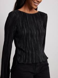 Elegant black pleated short blouse with flare sleeves and slim fit design for women