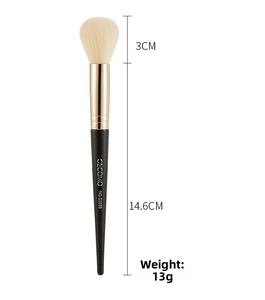 Detailed size specifications for GECOMO powder makeup brush with soft bristles