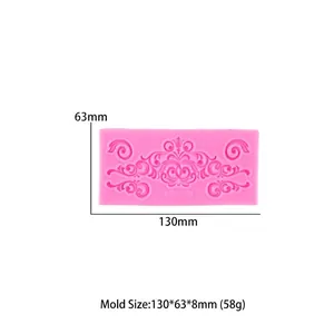 Roze siliconen vorm met Europees reliëf en afmetingen van 130x63x8mm in detail