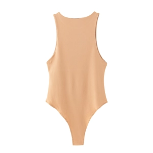 Vista piatta di un body beige senza cuciture con allacciatura al collo in tessuto elastico