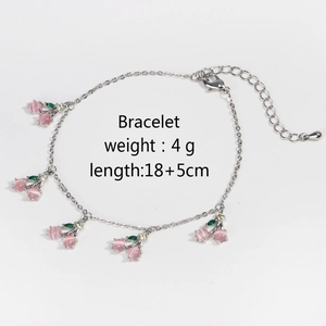 Detailed view of pink cherry bracelet with 4g weight and 18+5cm length specifications