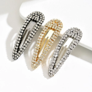 Three-piece set of elegant waterdrop metal hair clips with rhinestones in gold silver and black