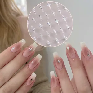 3D Metallic Silber Kreuzstern Nagelaufkleber mit minimalistischem Sternen-Design für DIY