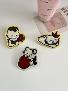 Embroidered plush cat badges with donut and apple designs for bag decoration