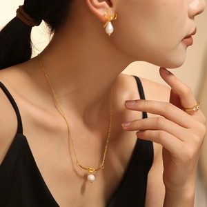 French style bow necklace and pearl earrings jewelry set with gold ring for women